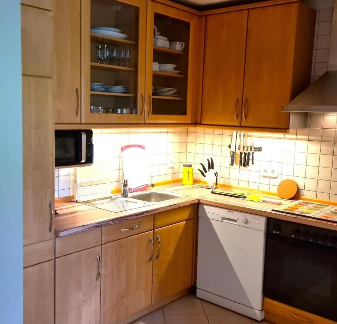 Apartment Roberts Ferienwohnung Im Hammerbachtal Offenhausen Germany