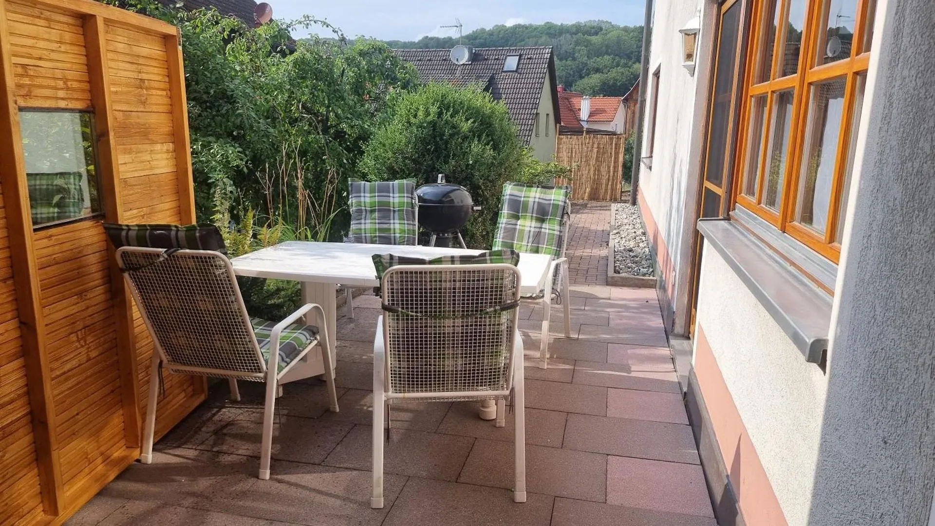 Apartment Roberts Ferienwohnung Im Hammerbachtal Offenhausen Germany