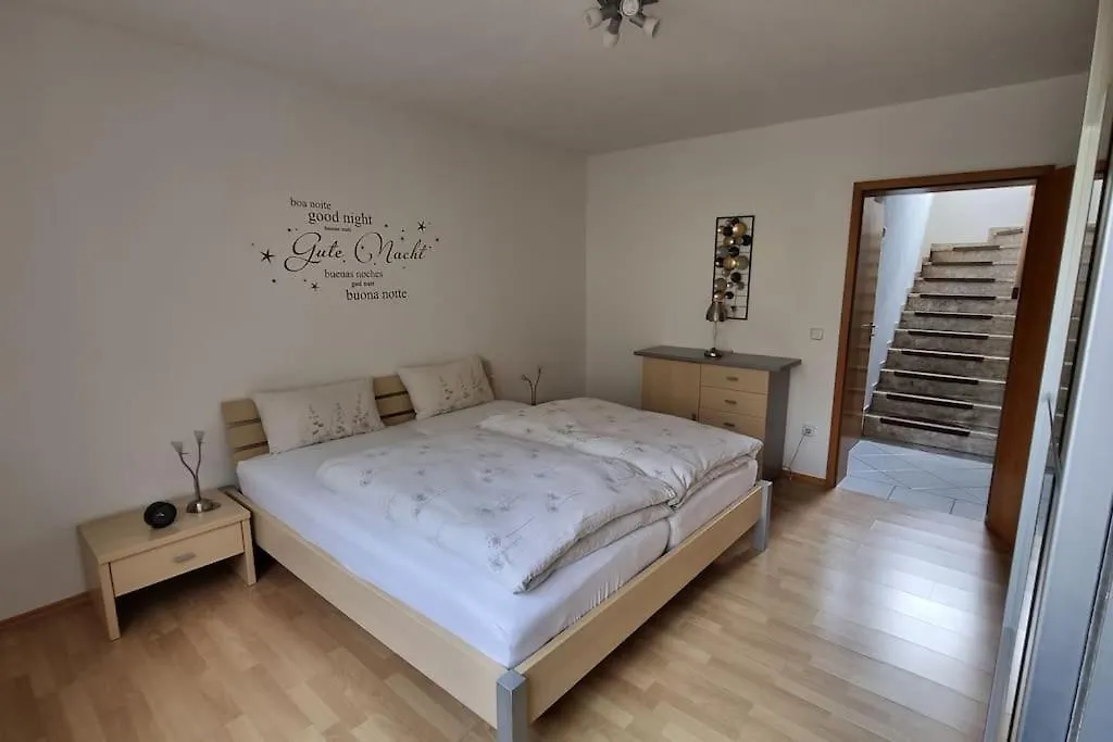 Roberts Ferienwohnung Im Hammerbachtal Offenhausen Apartment